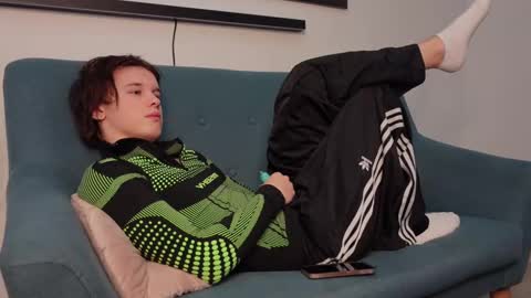 ERICK GRANT online show from 01-29-25, 01:07