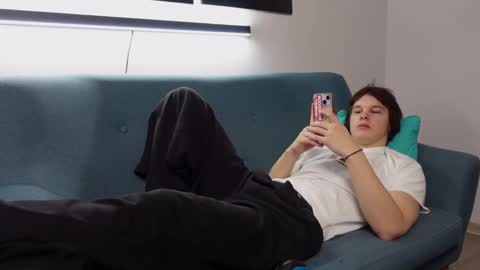 ERICK GRANT online show from 02-05-25, 02:16