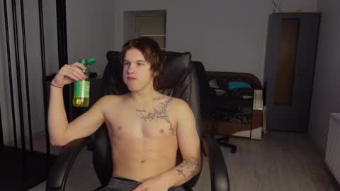 ERICK GRANT online show from 02-13-25, 01:48