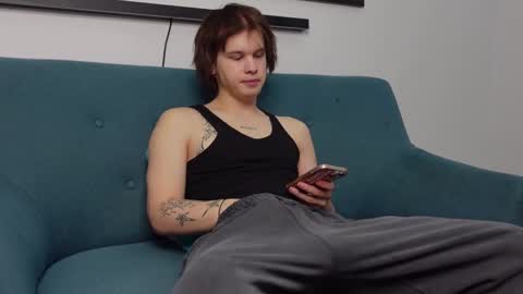 ERICK GRANT online show from 03-05-25, 04:35