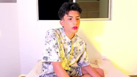 Snapshot of erick_velveth chatting on 05-08-26, 06:52 erick online show from 05-08-26, 06:52
