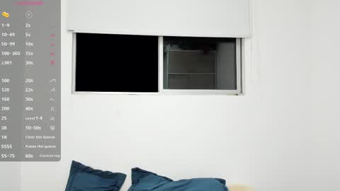 Snapshot of erick_velveth chatting on 05-30-26, 05:37 erick online show from 05-30-26, 05:37