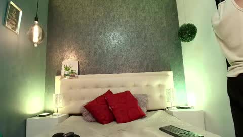 Snapshot of erick_zhimerman chatting on 03-05-25, 03:40 online show from 03-05-25, 03:40