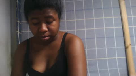 ericka01 online show from 07-11-26, 07:33