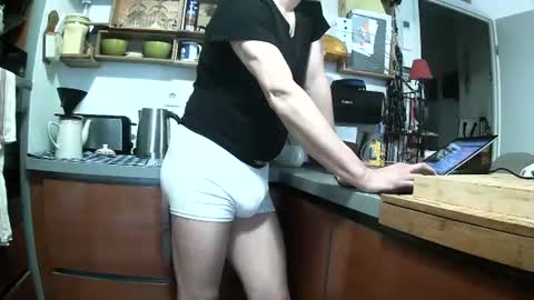 Snapshot of ericstephcam31 chatting on 02-26-25, 03:30 Steph et Eric online show from 02-26-25, 03:30