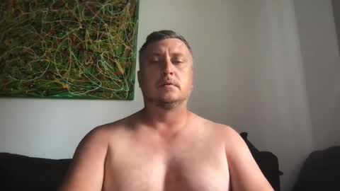 erik_69_69 online show from 06-18-26, 06:13