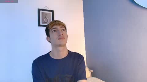 Snapshot of erik_golden_ chatting on 07-15-26, 08:58 I am Erik online show from 07-15-26, 08:58