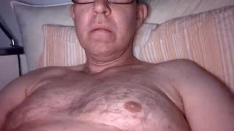 Snapshot of erik_norwegian chatting on 03-27-26, 08:48 Erik Norwegian online show from 03-27-26, 08:48