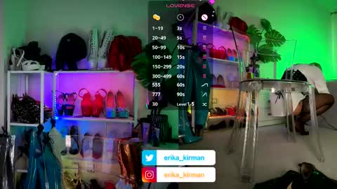 Erika      online show from 10-07-25, 10:12