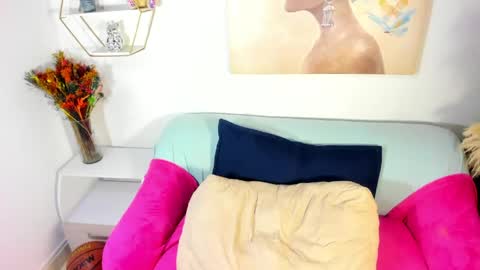 E R I K A  - L  Y R I C S online show from 04-22-26, 04:15