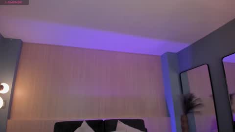 Erika Benz online show from 11-15-25, 12:34