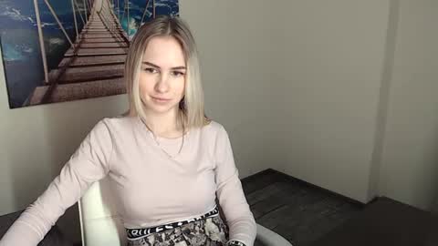 Snapshot of erikagavin chatting on 12-05-24, 06:55 Erika online show from 12-05-24, 06:55