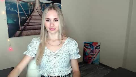 Snapshot of erikagavin chatting on 10-03-25, 11:51 Erika online show from 10-03-25, 11:51