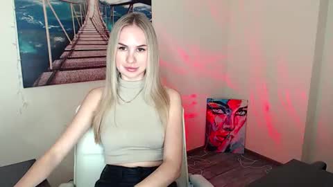 Snapshot of erikagavin chatting on 10-17-25, 10:29 Erika online show from 10-17-25, 10:29