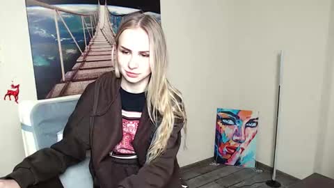 Erika online show from 01-05-26, 05:27