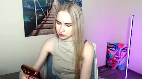 Erika online show from 05-13-26, 11:51