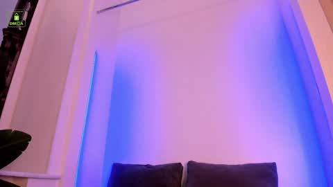 Erika online show from 06-01-26, 04:14