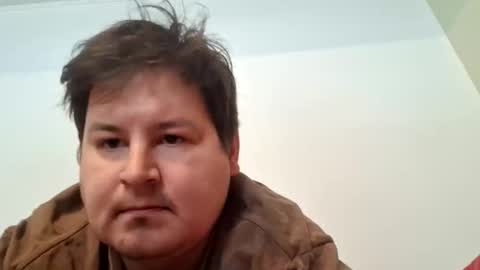 Snapshot of erikstar chatting on 01-10-26, 12:29 erikstar online show from 01-10-26, 12:29