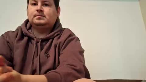 Snapshot of erikstar chatting on 04-19-26, 02:05 erikstar online show from 04-19-26, 02:05