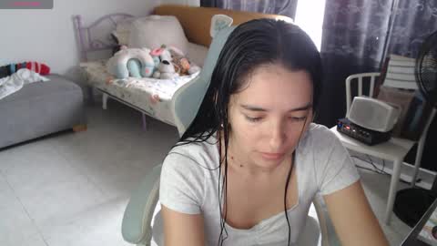 erina_1 online show from 04-02-26, 05:10
