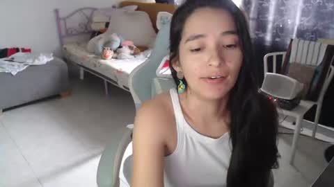Snapshot of erina_1 chatting on 06-16-26, 06:10 erina_1 online show from 06-16-26, 06:10