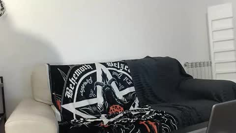 Erica online show from 01-18-26, 11:41