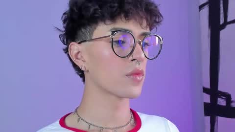   online show from 11-01-25, 01:24