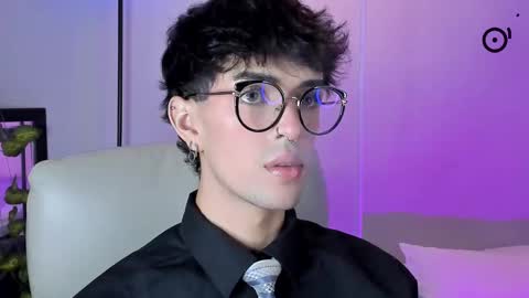   online show from 11-28-25, 12:24