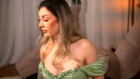 Snapshot of erisvesper chatting on 07-15-26, 03:01 Eris online show from 07-15-26, 03:01