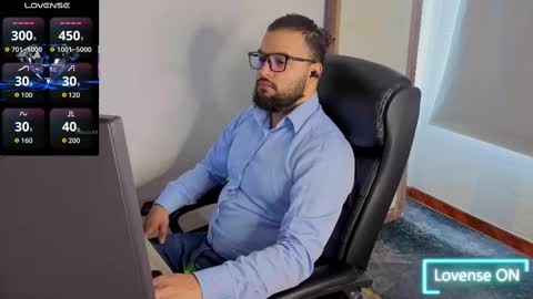 Snapshot of ernesto_rodriguez_82 chatting on 09-18-25, 12:40 ernesto rodriguez 82 online show from 09-18-25, 12:40