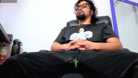 ernesto rodriguez 82 online show from 01-14-26, 02:06