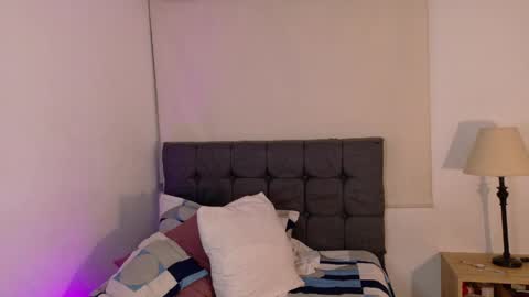 Eros online show from 04-10-26, 03:12