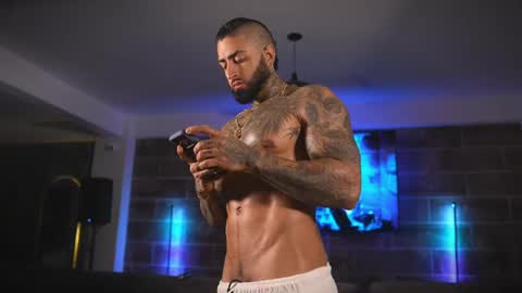 Snapshot of eros_dark_ chatting on 04-08-26, 11:37 EROS DARK online show from 04-08-26, 11:37