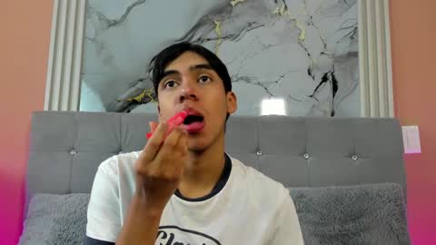 Snapshot of eros_lux1 chatting on 04-24-26, 12:18 Eros Lux1 online show from 04-24-26, 12:18