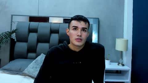 Eros Mancini online show from 11-29-25, 03:20