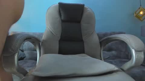 Eross online show from 12-05-25, 01:09