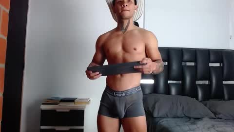 Eros online show from 12-22-25, 05:21