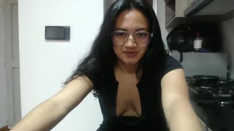 Snapshot of erotic_fusion_ chatting on 09-22-25, 06:21 erotic_fusion_ online show from 09-22-25, 06:21
