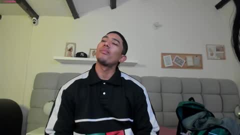 Snapshot of erotic_sins chatting on 12-02-25, 03:01 erotic_sins online show from 12-02-25, 03:01