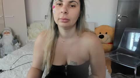 Snapshot of eroticsensualkitty4u chatting on 02-14-26, 09:28 eroticsensualkitty4u online show from 02-14-26, 09:28