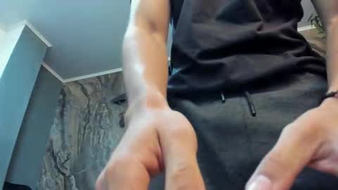 Snapshot of eryonbradley chatting on 09-09-25, 11:10 Eryon online show from 09-09-25, 11:10