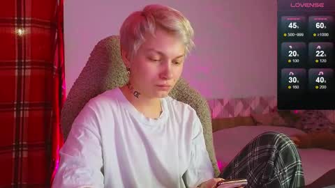 Snapshot of esajukyy chatting on 12-27-24, 11:50 esajukyy online show from 12-27-24, 11:50