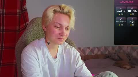 Snapshot of esajukyy chatting on 01-27-25, 11:00 esajukyy online show from 01-27-25, 11:00