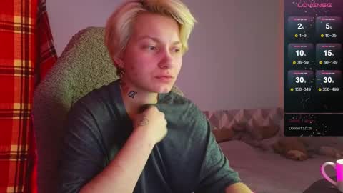 Snapshot of esajukyy chatting on 02-06-25, 04:03 esajukyy online show from 02-06-25, 04:03