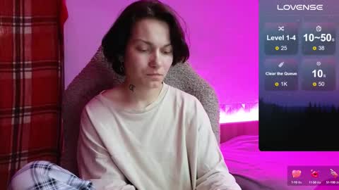 Snapshot of esajukyy chatting on 09-15-25, 02:28 esajukyy online show from 09-15-25, 02:28