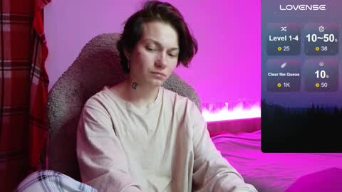 Snapshot of esajukyy chatting on 10-29-25, 05:14 esajukyy online show from 10-29-25, 05:14