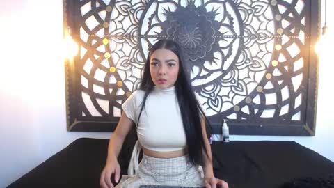 Snapshot of escar_let chatting on 09-16-25, 08:10 Scarlett online show from 09-16-25, 08:10