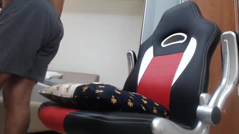 escorpion51 online show from 02-10-25, 02:52