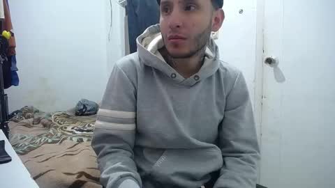 Snapshot of esjrobles chatting on 09-22-25, 12:40 Esteban online show from 09-22-25, 12:40