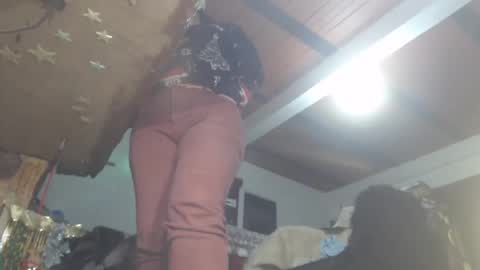 Snapshot of eskelaswd chatting on 12-25-24, 05:26 Eskela911 online show from 12-25-24, 05:26